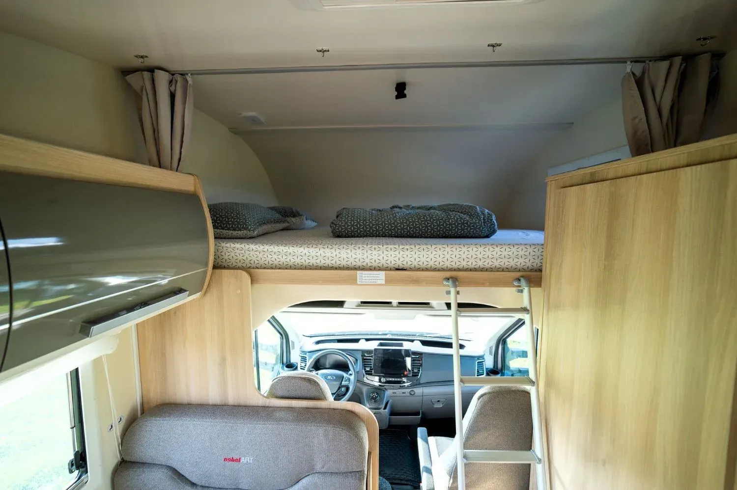 Ford Nobel Art A-9000 Elegance - imagine 3