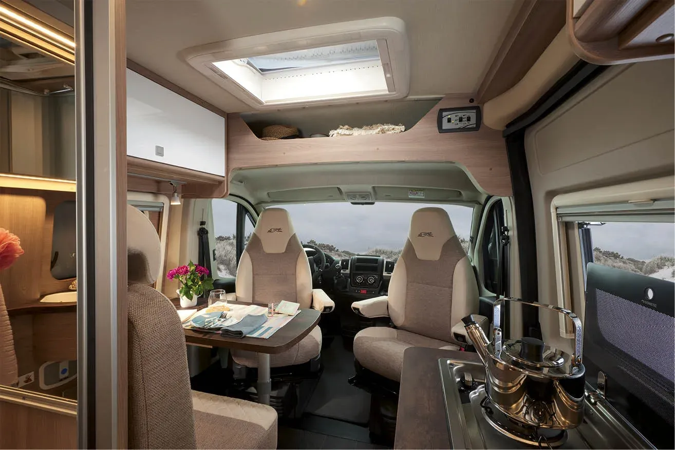 Autorulota Kosmo Campervan - imagine 2